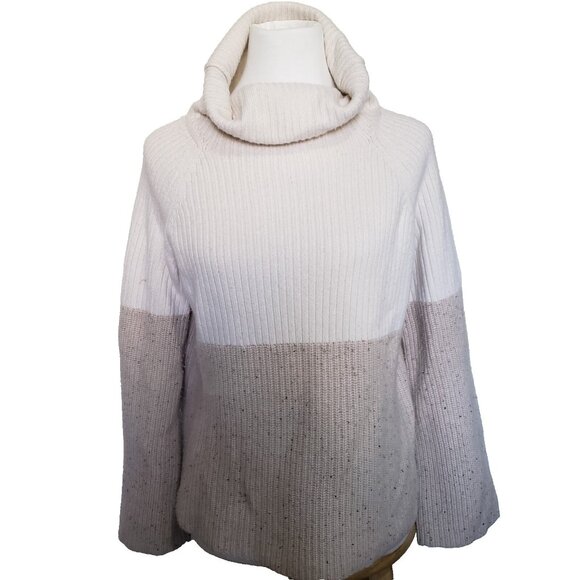 Ann Taylor Cashmere Turtleneck Sweater Medium Beige Chunky Ribbed Thick Fitted - Picture 1 of 9